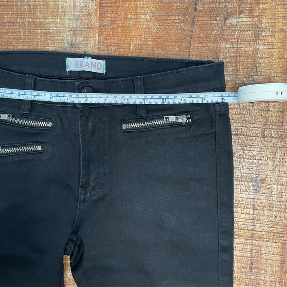 J Brand Alana Black Zipper Pocket Jeans - Picture 10 of 16